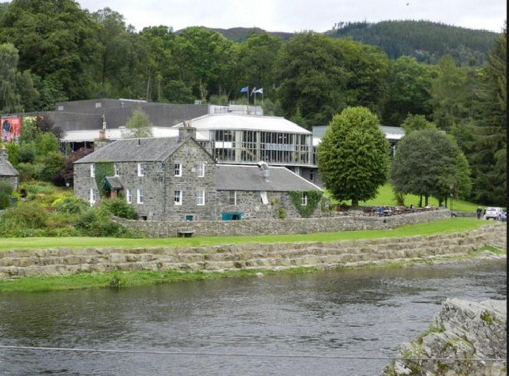 Port Na Craig Inn & Restaurant 피틀로크리 외부 사진