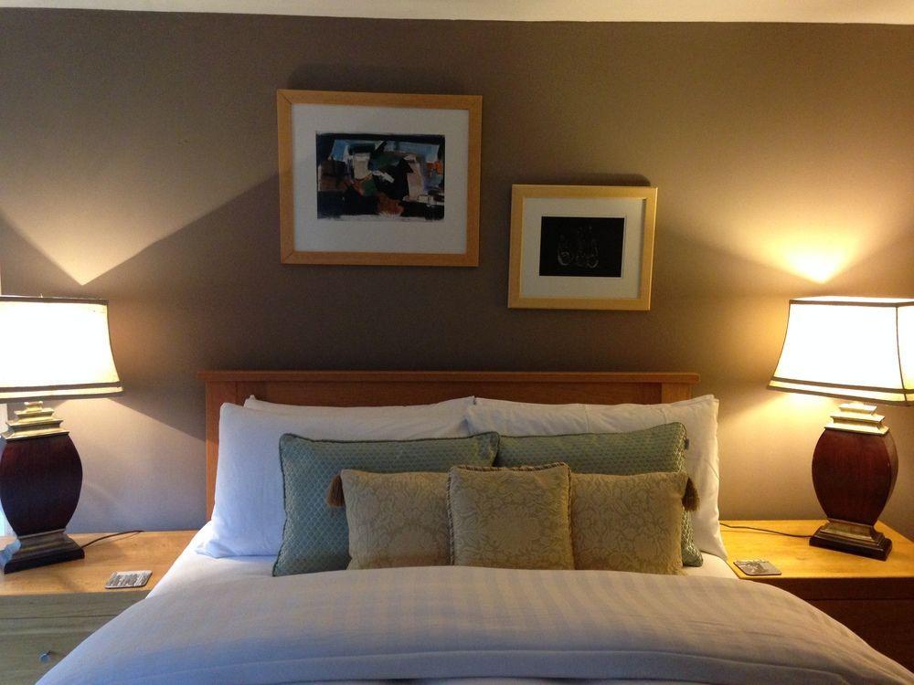 Port Na Craig Inn & Restaurant 피틀로크리 외부 사진
